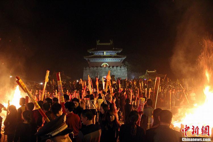 2025年10月祈福還愿好日子